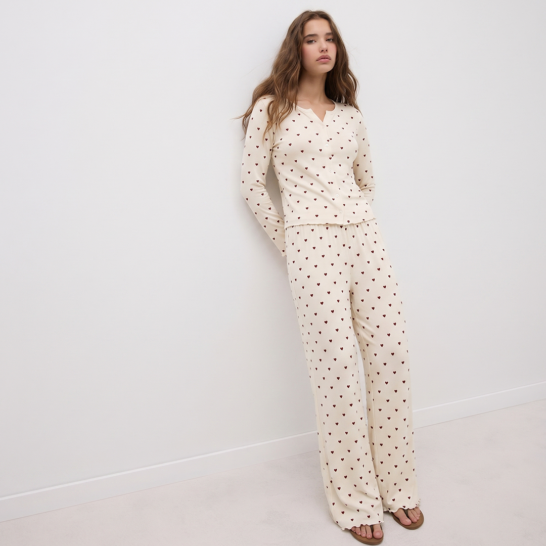 Vybe - Ivory Dream Set (Heart Printed) - Oat Milk