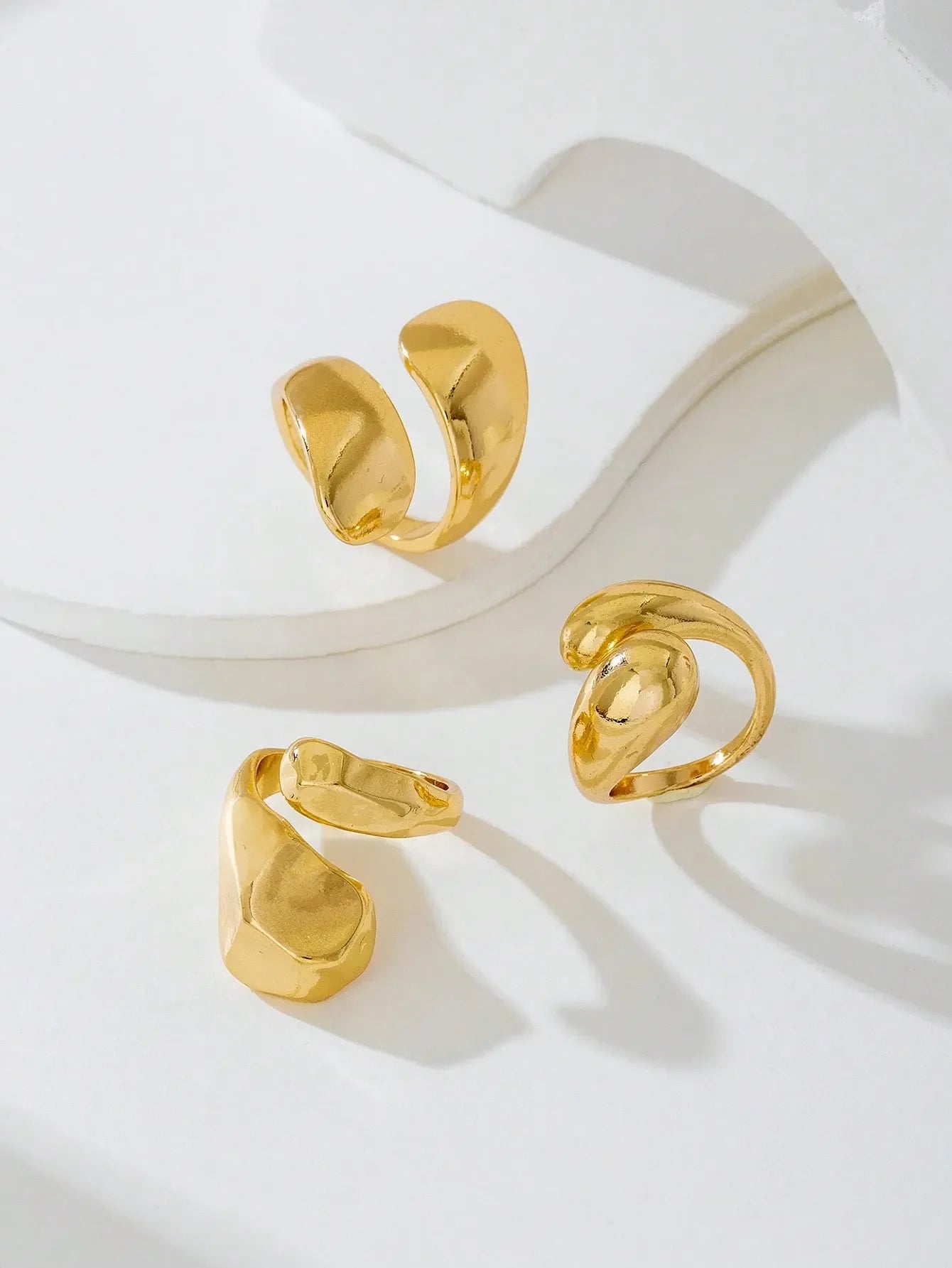 Shein - 3pcs Geometric Hollow Golden Rings, Fashionable & Simple Ring Set
