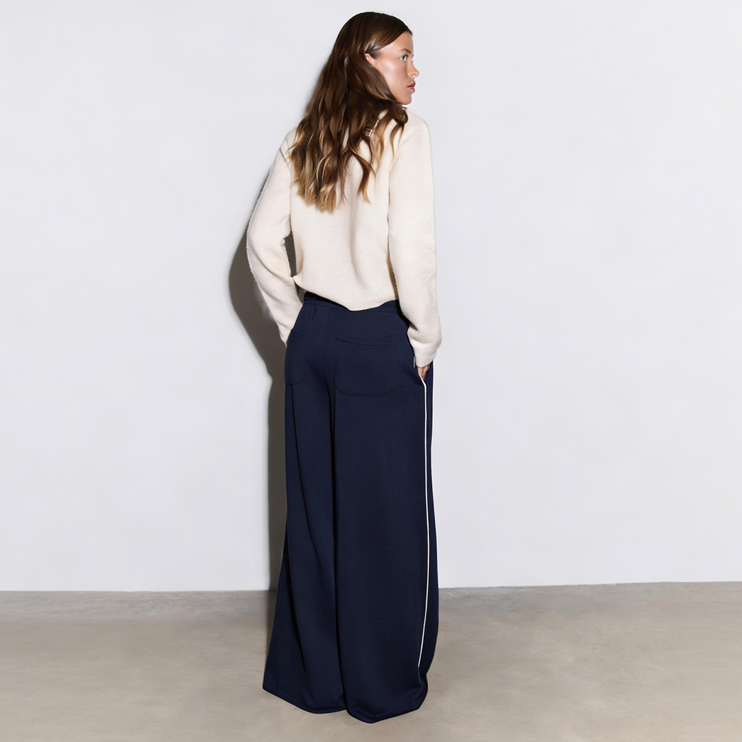 Vybe - Women Wide-leg Plush Trouser With Trim Detail - Navy Blue