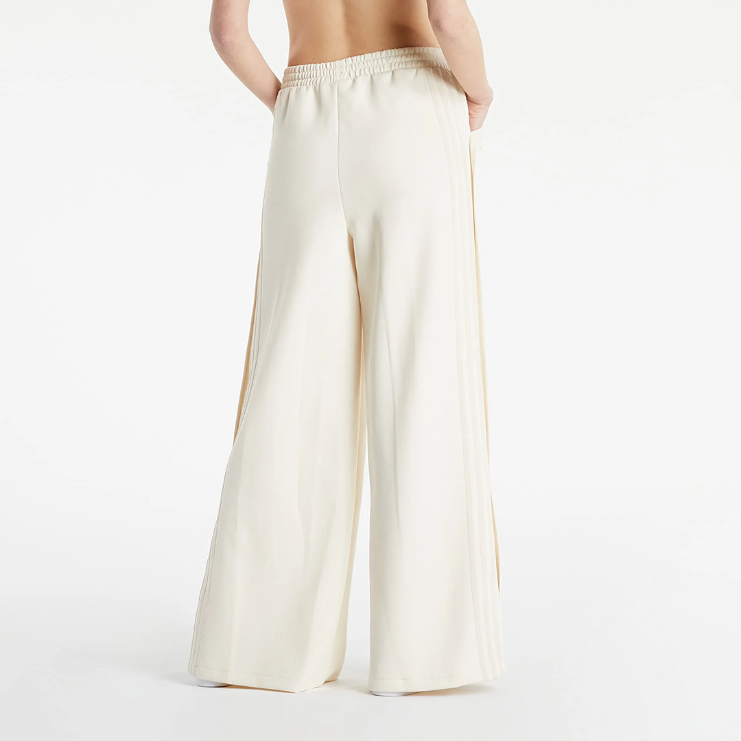 Vybe - Women Smart Pocket Wide-leg Trouser - Oat Milk