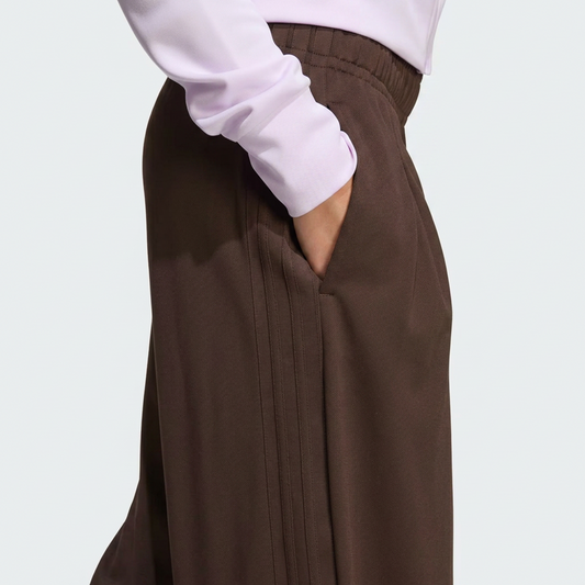 Vybe - Women Tiro 3-Stripes Wide-leg Pleated Pants - Mocha