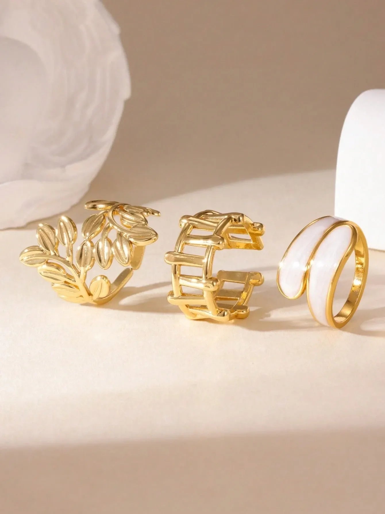 Shein - GEREIT 3pcs 18K Stainless Steel Leaf Design Ring Set