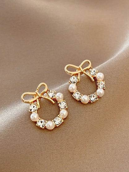 Shein - 6 Pairs Minimalist Petite Geometric, Faux Pearl, Criss-Cross, Rhinestone, Bow Shape Stud Earrings Set