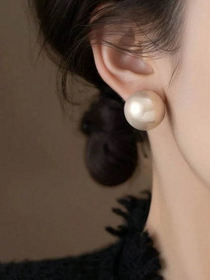Shein - 1 Pair Elegant French Vintage Style High-Quality Faux Pearl Stud Earrings