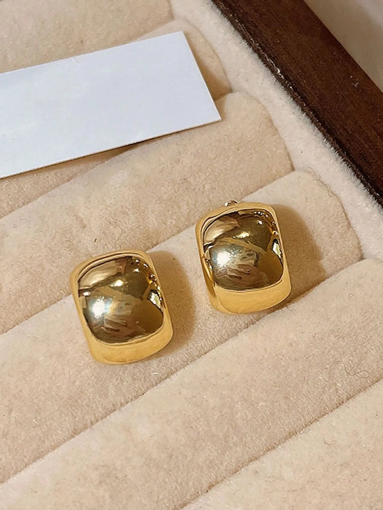 Shein - 6pcs Set Retro Smooth Surface Hong Kong Style Round Pearl Charm Cat Eye Earrings And Stud Earrings