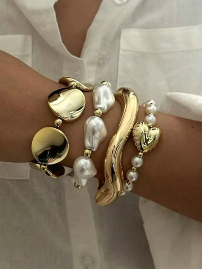 Shein - 4pcs/Set Vintage Elegant Casual Women's Summer Baroque Asymmetrical Pearl Beaded Bracelet And Sweet Heart Elastic Pearl Bracelet