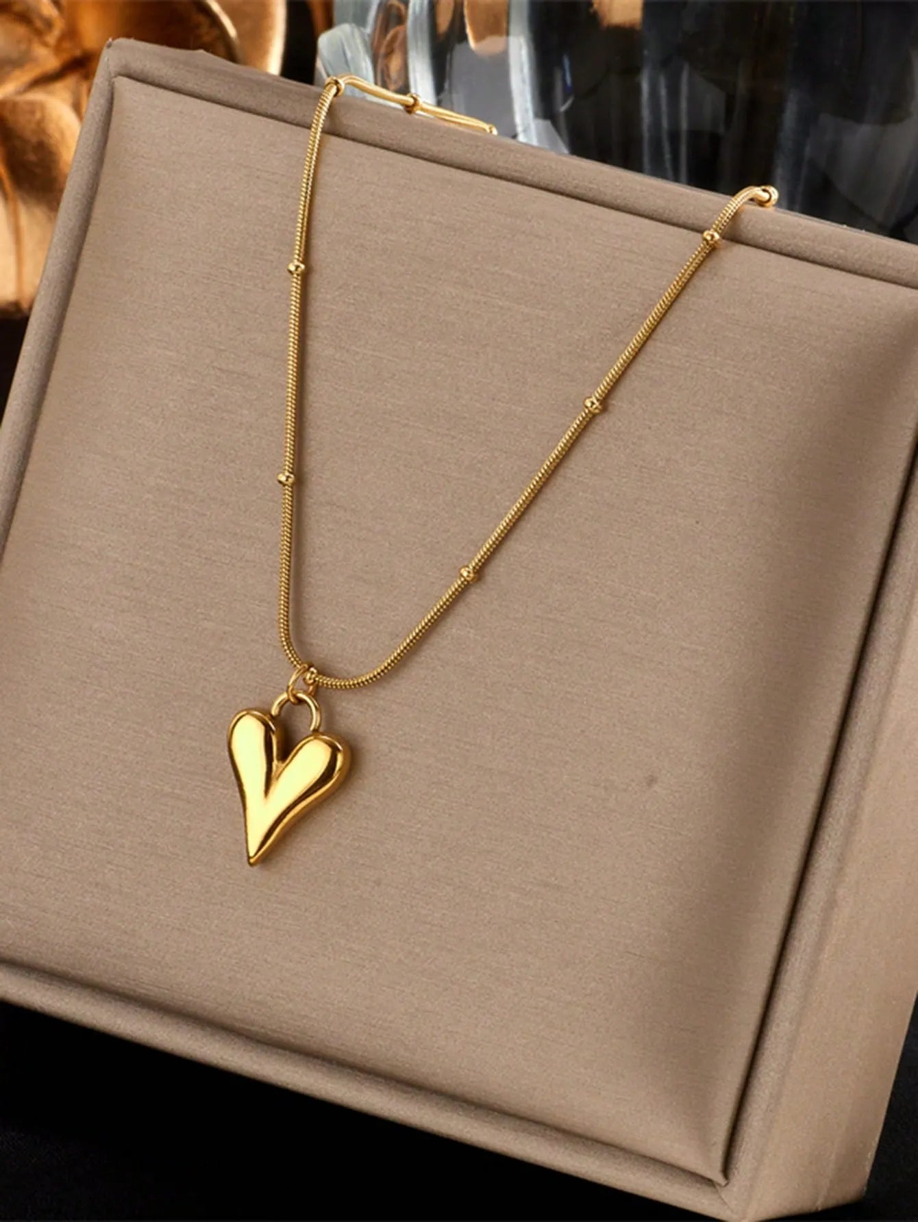 Shein - 1Pc Gold Plated Bamboo Style Chain & Titanium Steel Heart Pendant Detail Necklace