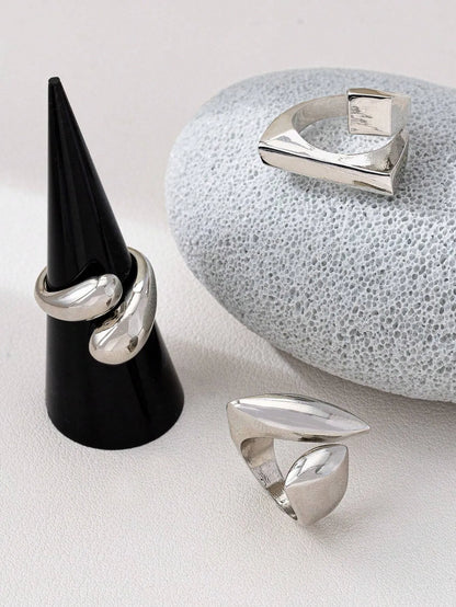 Shein - 3pcs Geometric Hollow Gold-Tone Rings, Minimalist Rings Set