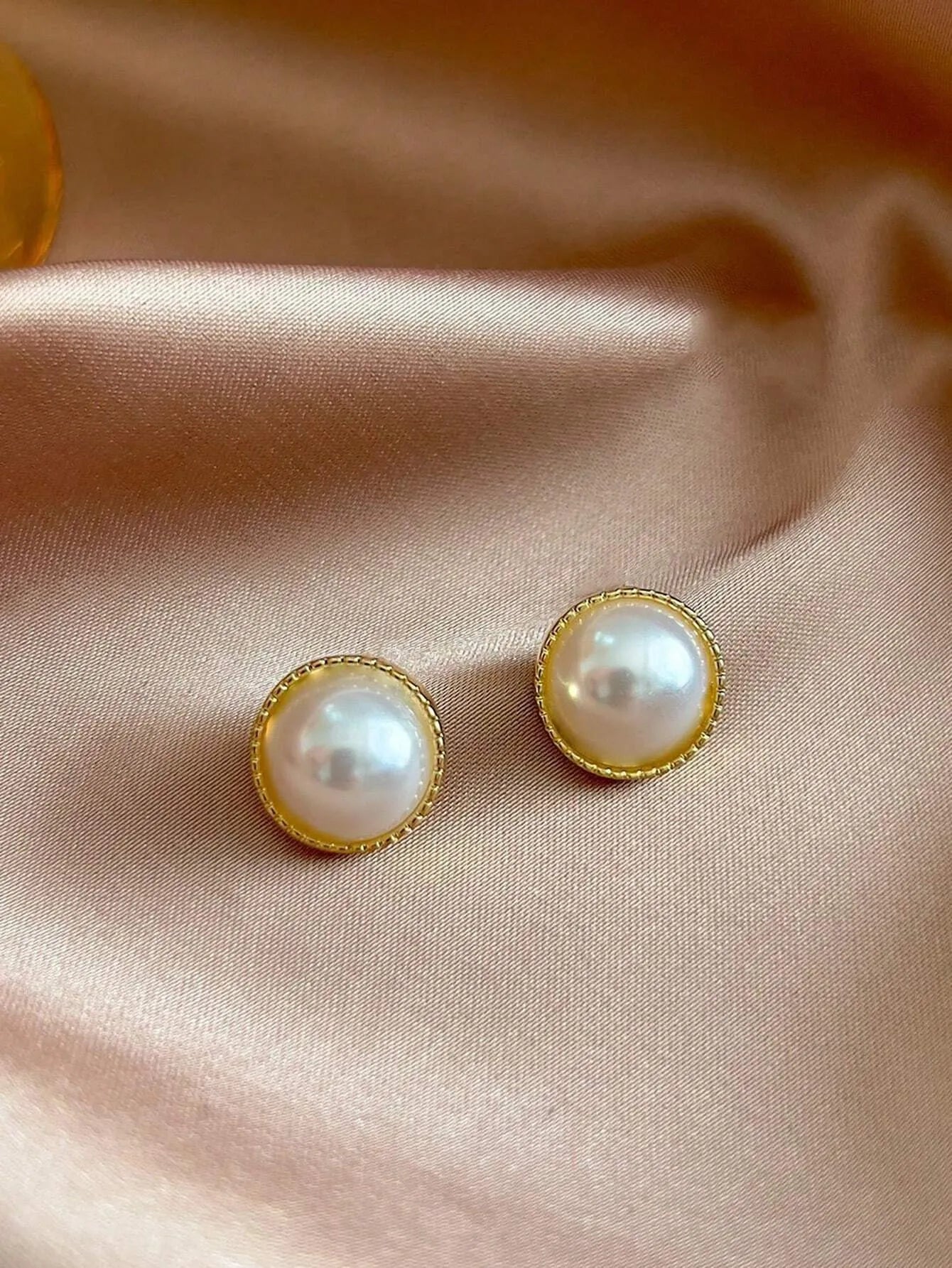 Shein - 6pcs/Set Minimalist Small Vintage Faux Pearl Flower Cluster Square & Round Geometric Earring Set