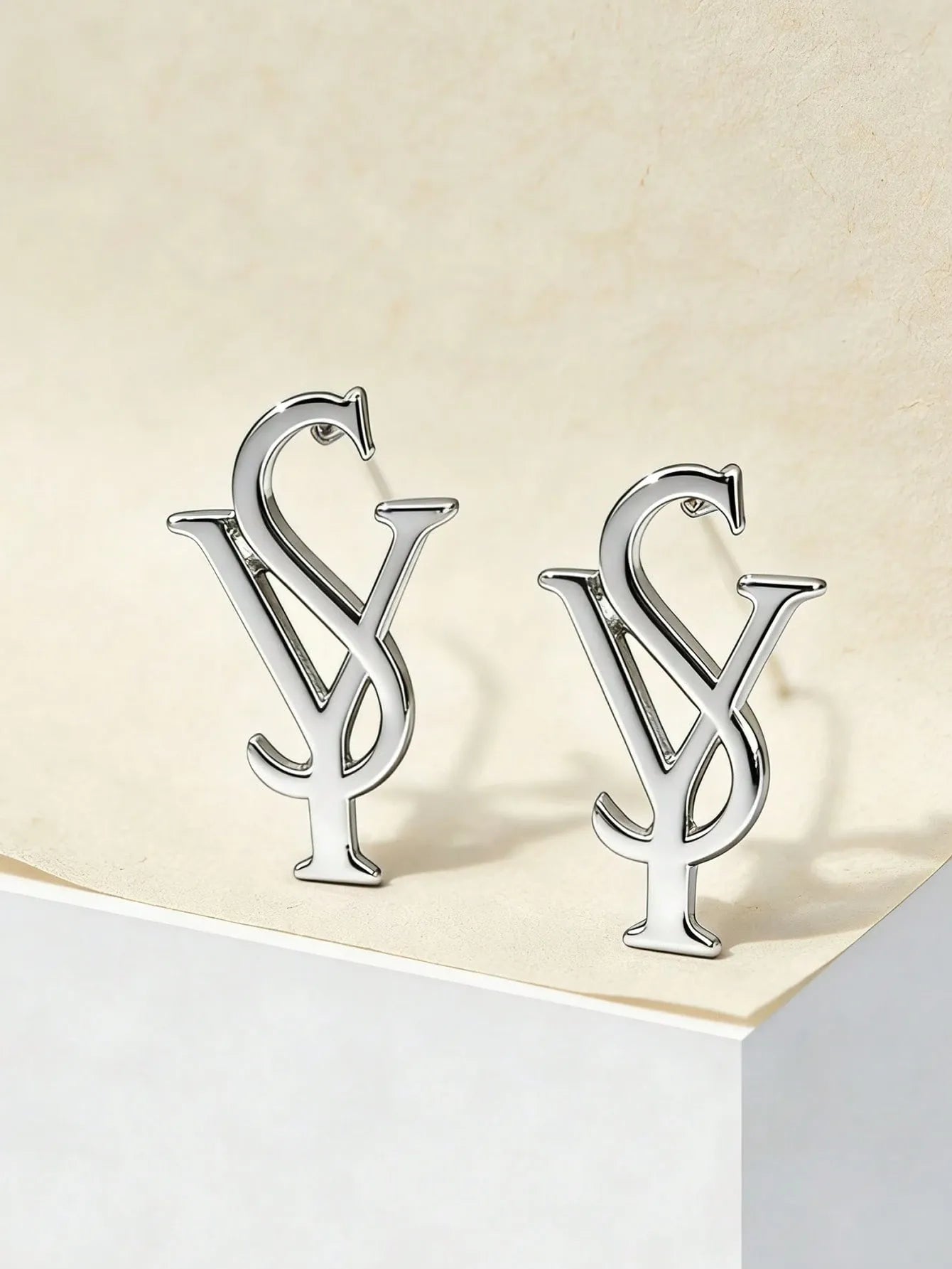 Shein - 1 Pair Asymmetrical Geometric Earrings For Women - Silver