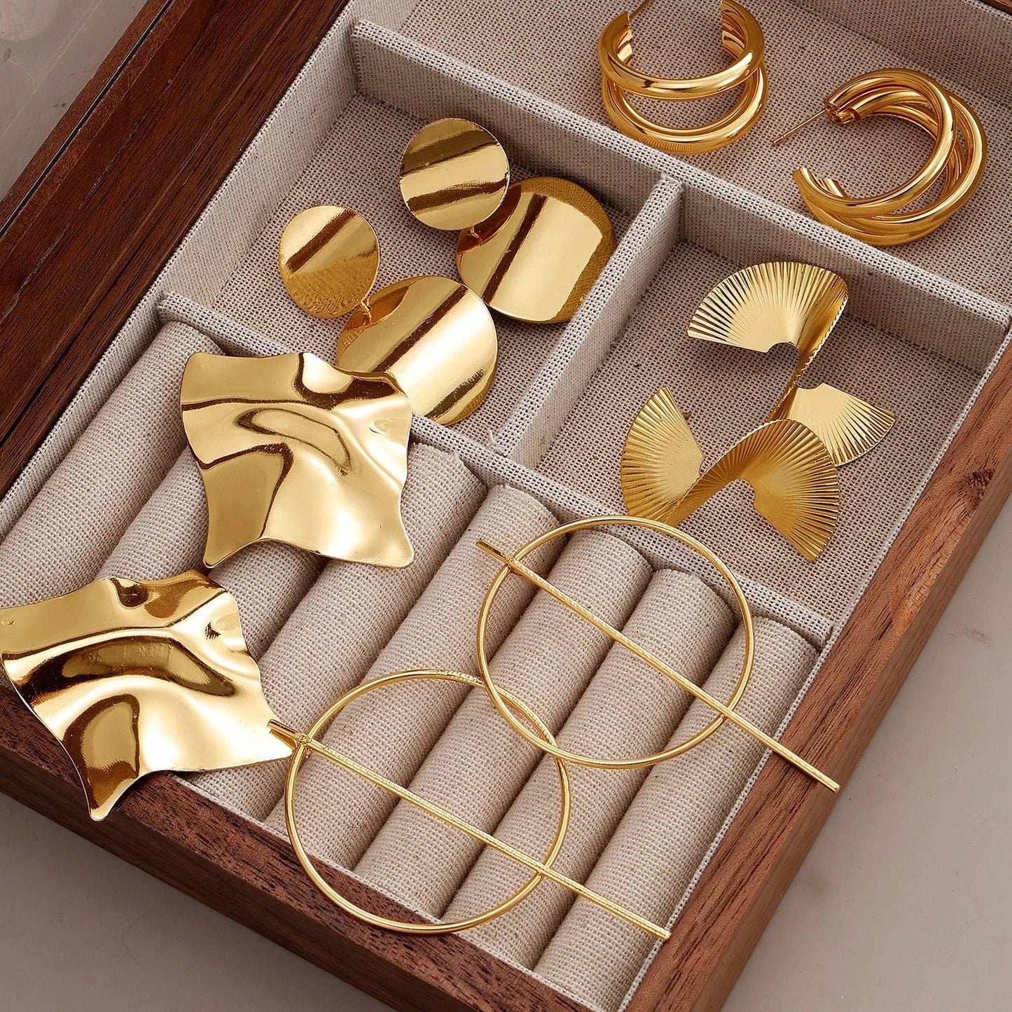 Shein - 5 Pairs Metallic Geometric Earring Set, Suitable For Women Everyday, Holiday, Party Wear (Assorted Styles)