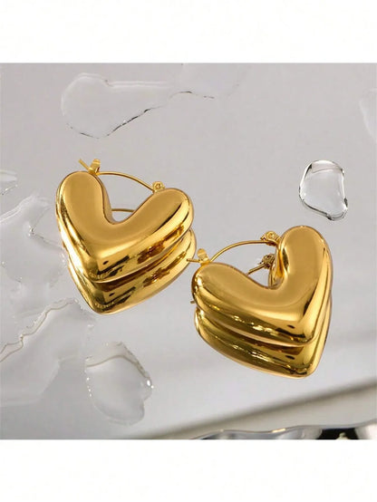 Shein - Obovay 1 Pair 18K Gold Plated Stainless Steel Hollow Heart Shaped Earrings