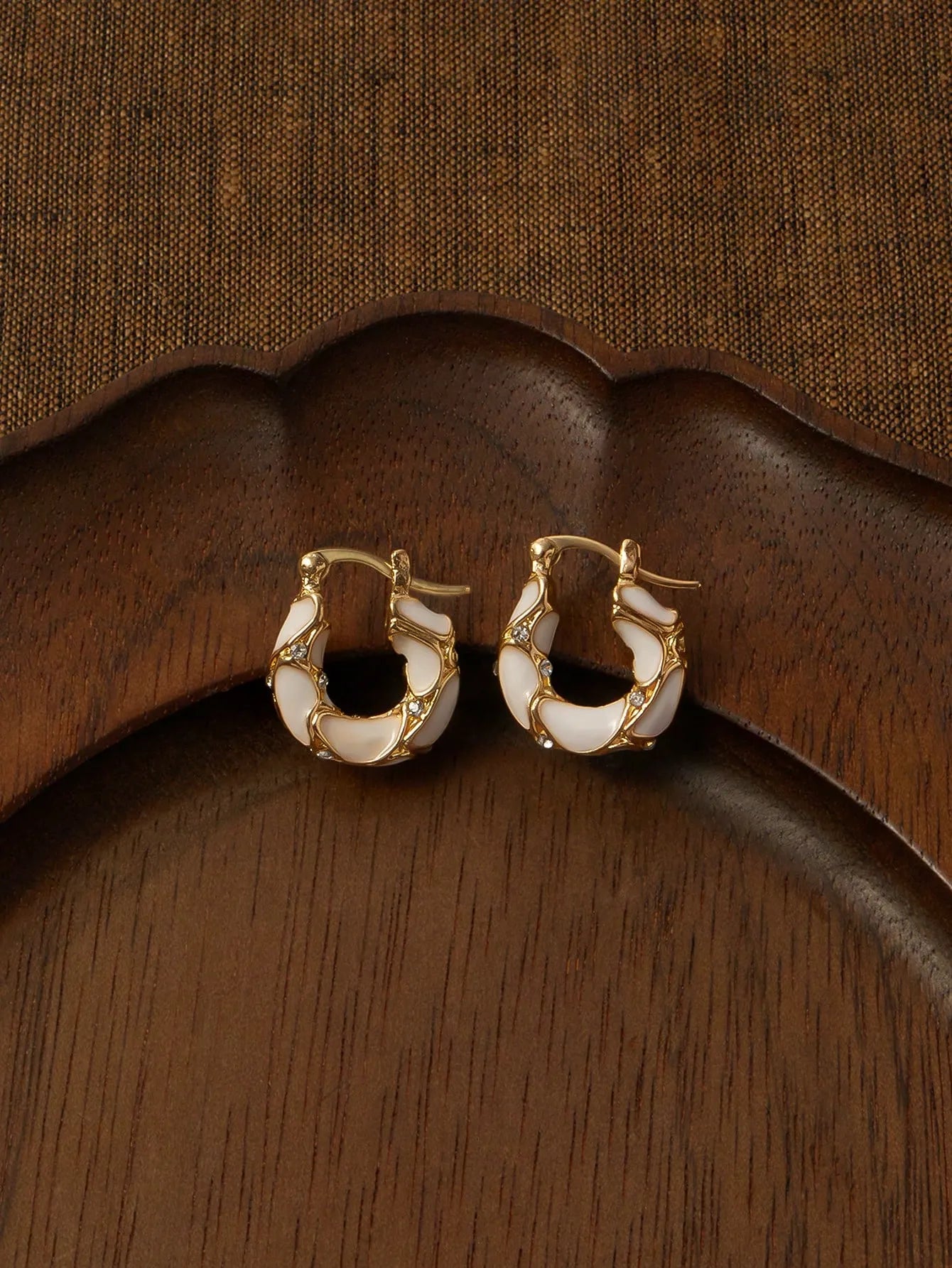 Shein - Glisma 1 Pair Women Retro Elegant High-Quality Rhinestone & Enamel Hoop Earrings