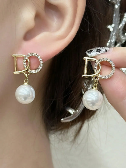 Shein - 5pcs/Set Micro-Inlaid Zirconia Pearl Letter Square Earrings Autumn/Winter Elegant French Style Set For Women