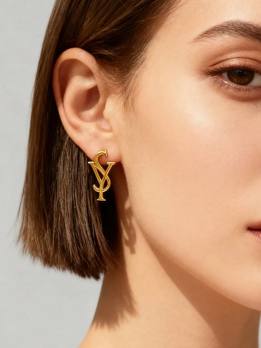 Shein - 1 Pair Asymmetrical Geometric Stud Earrings For Women, Suitable For Daily Wear - Golden